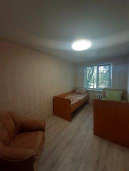 2-room apartment near Auchan, Krivoy Rog - apartment by the day