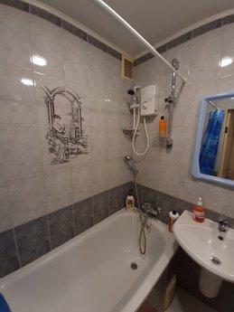 2-room apartment near Auchan, Krivoy Rog - apartment by the day
