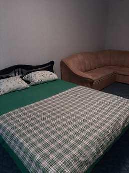 2-room apartment near Auchan, Krivoy Rog - apartment by the day