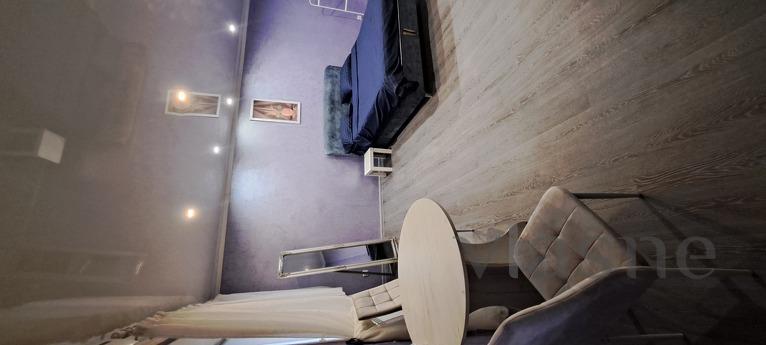 daily hourly in the center of Artema, Krivoy Rog - apartment by the day