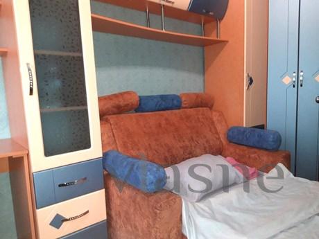 3-room apartment in the center, Krivoy Rog - apartment by the day