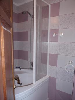 2hkomnatnaya 4.5 beds, Kyiv - apartment by the day