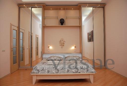 Apartment 'luxury' class, Kyiv - apartment by the day