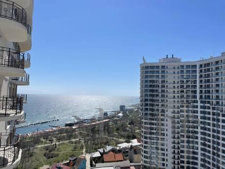 New cozy apartment in the Arcadia area with a sea view is su