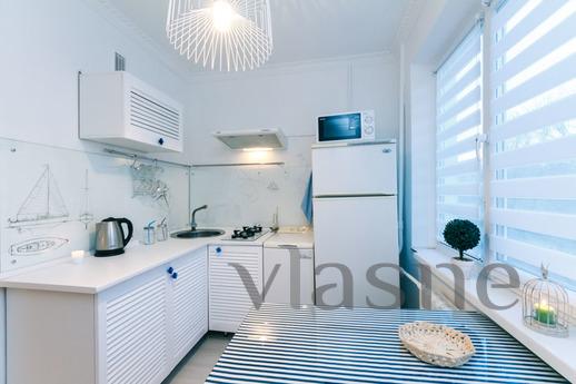 With panoramic windows, Wi-Fi., Kyiv - apartment by the day