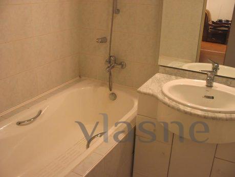 2-bedroom: Artema St 59, Kyiv - apartment by the day