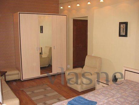 1-bedroom: Prymachenko Mary Boulevard 5, Kyiv - apartment by the day