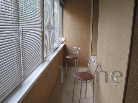 2-bedroom apartment, Kyiv - apartment by the day