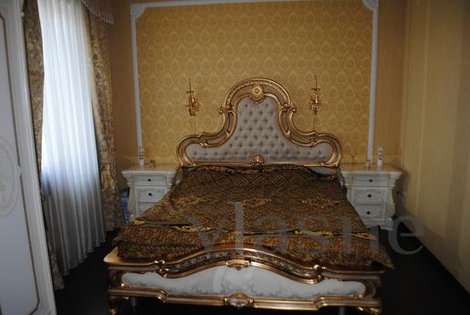 The magnificent house by the sea!, Odessa - apartment by the day