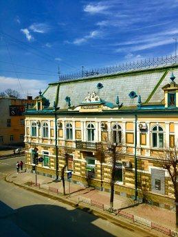 Rent 1com city center VIP class, weaving, Ivano-Frankivsk - apartment by the day