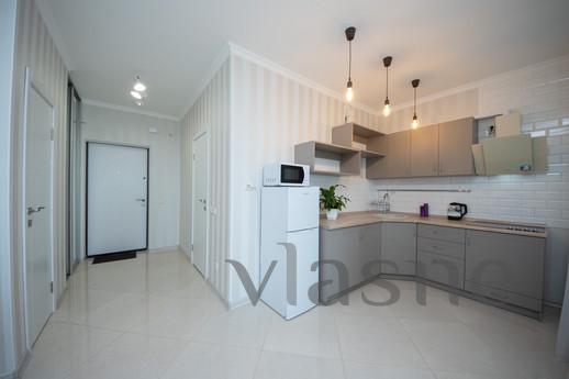 1-bedroom apartment next to metro Slavut, Kyiv - apartment by the day