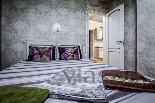 VIP apartment in a new house on the Gree, Odessa - apartment by the day