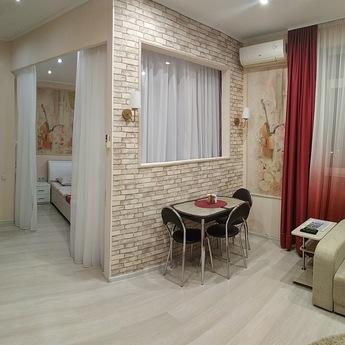 Daily by the sea overlooking the city, Sevastopol - apartment by the day