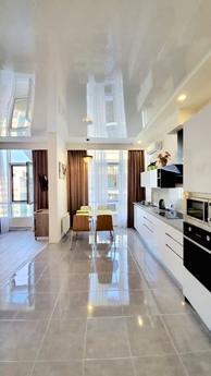 Italian Boulevard / Joy / Muzkomediya, Odessa - apartment by the day