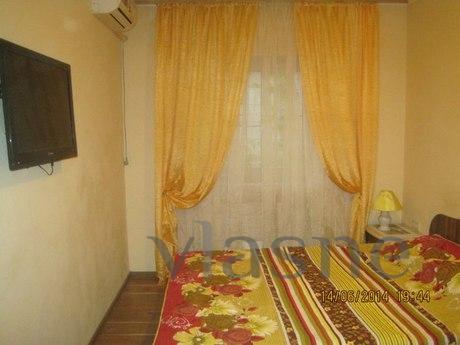 Gold Coast apartment 6 places, Odessa - apartment by the day