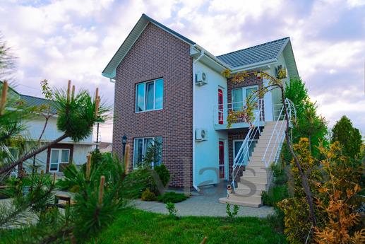 Guest house invites you to rest, Chernomorsk (Illichivsk) - apartment by the day