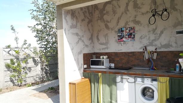 Guest House Shafran, room Vertical, Chernomorsk (Illichivsk) - apartment by the day