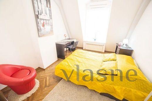 Apartment in the center, Lviv - apartment by the day