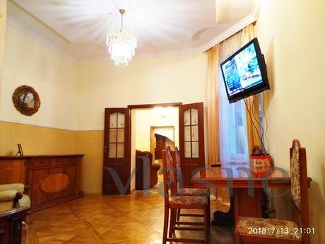 One-bedroom apartment in the center with, Lviv - apartment by the day