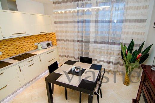 Designer apartment not far from the sea!, Odessa - apartment by the day