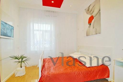 Apartment 'Cozy flat', centr, Yalta - apartment by the day