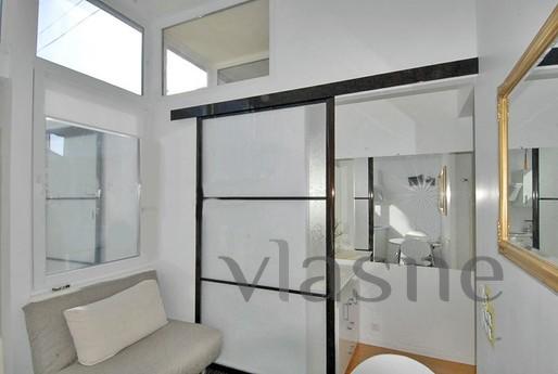 Apartment 'Cozy flat', centr, Yalta - apartment by the day