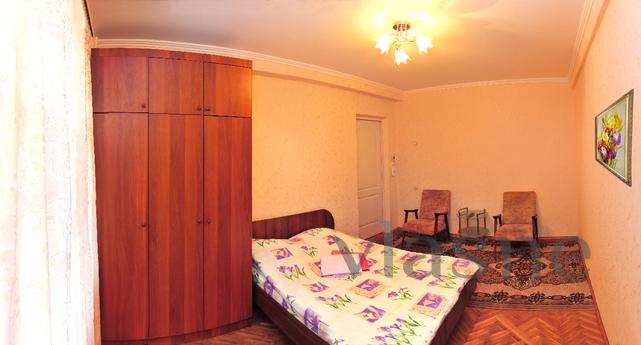 150 meters to the subway Polytechnic ins, Kyiv - apartment by the day