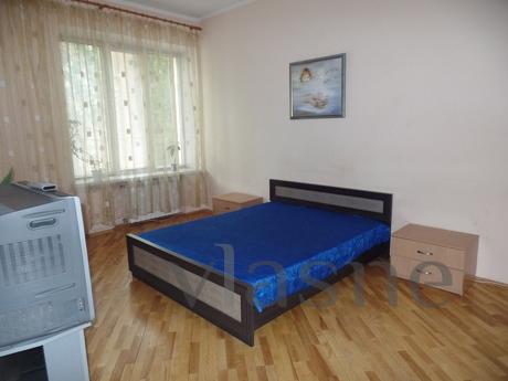2 bedroom apartment in the center 2-bedroom apartment daily, hourly, is a three minute walk fr