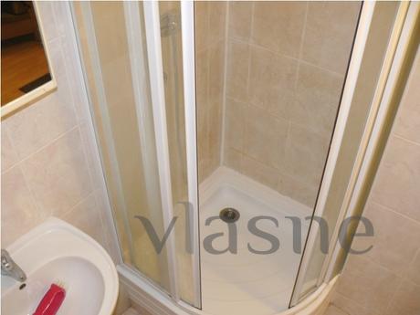 Red Army 85-87 Center Kyiv, Kyiv - apartment by the day