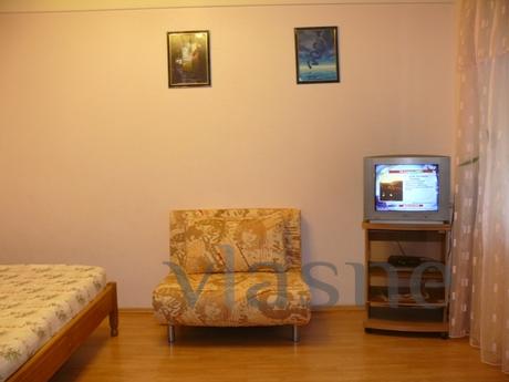 Red Army 85-87 Center Kyiv, Kyiv - apartment by the day