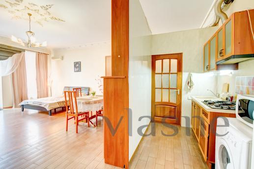 Rent 1k. Ekaterininskaya / Deribasovskay, Odessa - apartment by the day