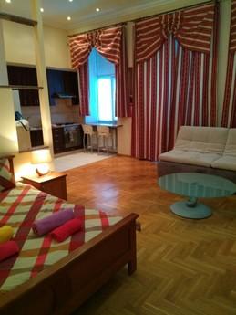The apartment is located near the Arena. Near Guliver. 2 min