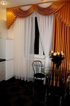 Luxury 2-bedroom apartment with WI-FI!, Dnipro (Dnipropetrovsk) - apartment by the day