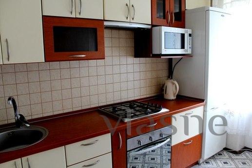 Luxury 2-bedroom apartment with WI-FI!, Dnipro (Dnipropetrovsk) - apartment by the day