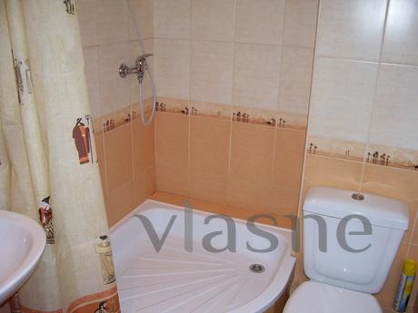 Rent a room at the sea at any time, Yalta - apartment by the day