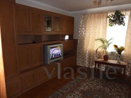 Apartment overlooking the sea in Odessa, Odessa - apartment by the day