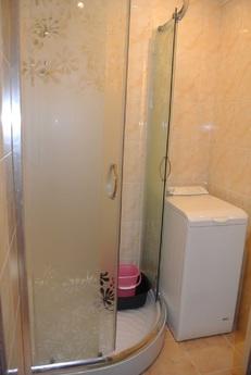 Three bedroom apartment Vokzalnoye High, Kerch - apartment by the day