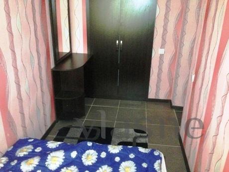 Large apartment suites at HPU in the &qu, Simferopol - apartment by the day