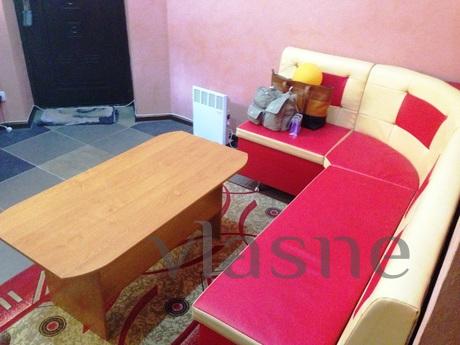 Large apartment suites at HPU in the &qu, Simferopol - apartment by the day