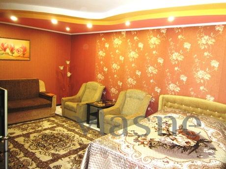 Studio in the center near the Liberty Sq, Kherson - apartment by the day