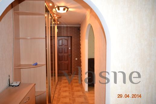 Luxurious apartment in the city center, Chernihiv - apartment by the day