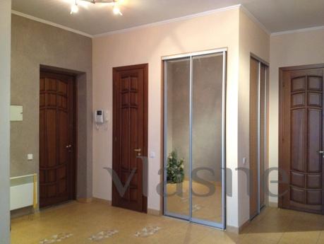 VIP-Q3 Center, Circus, Dmytrivs'ka,13а, Kyiv - apartment by the day