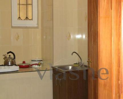 Holiday Property in the center of Yalta, Yevpatoriya - apartment by the day