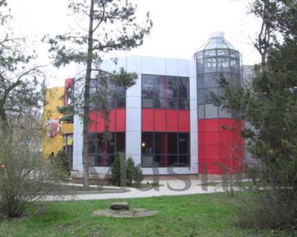 Filing of luxury housing in the center of Yalta, in the park