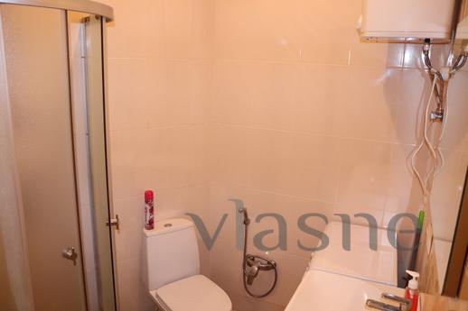 2 bedroom apartment on the Genoese, Odessa - apartment by the day