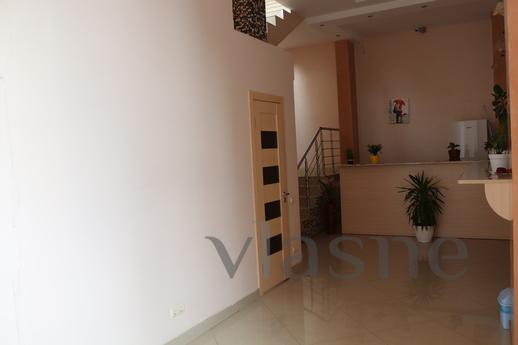 2 bedroom apartment on the Genoese, Odessa - apartment by the day