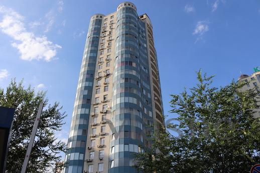 2 bedroom apartment on the Genoese, Odessa - apartment by the day