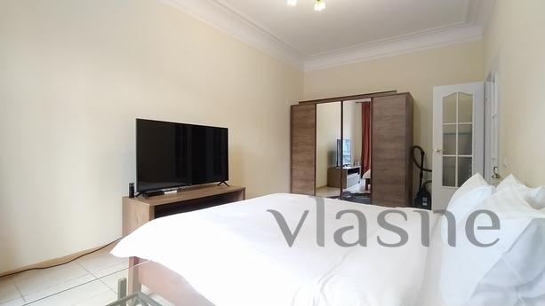 1 room, Cozy apartment with a balcony, Киев - квартира посуточно