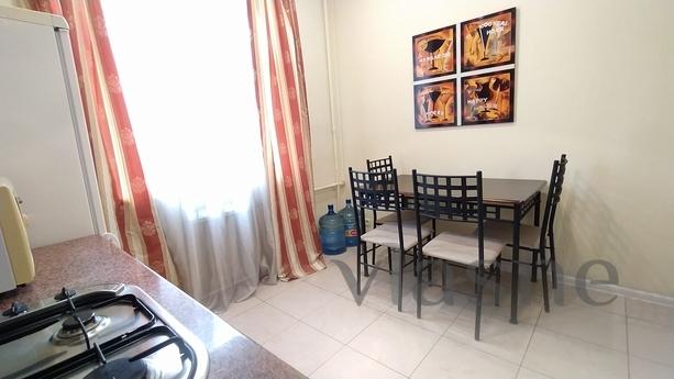 1 room, Cozy apartment with a balcony, Киев - квартира посуточно