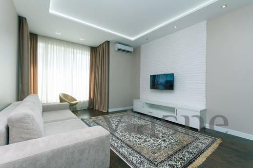 Квартира на Деловая 4, Chelsea Tower, Киев - квартира посуточно